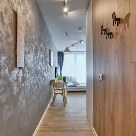 Toronto Cozy Near Unss And Nsa W Fast Wifi * София