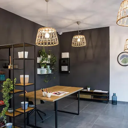 Apartman Toronto Cozy Near Unss And Nsa W Fast Wifi Szófia